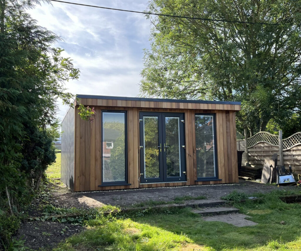 Garden office with storage & Family Leisure space in Kingsclere
