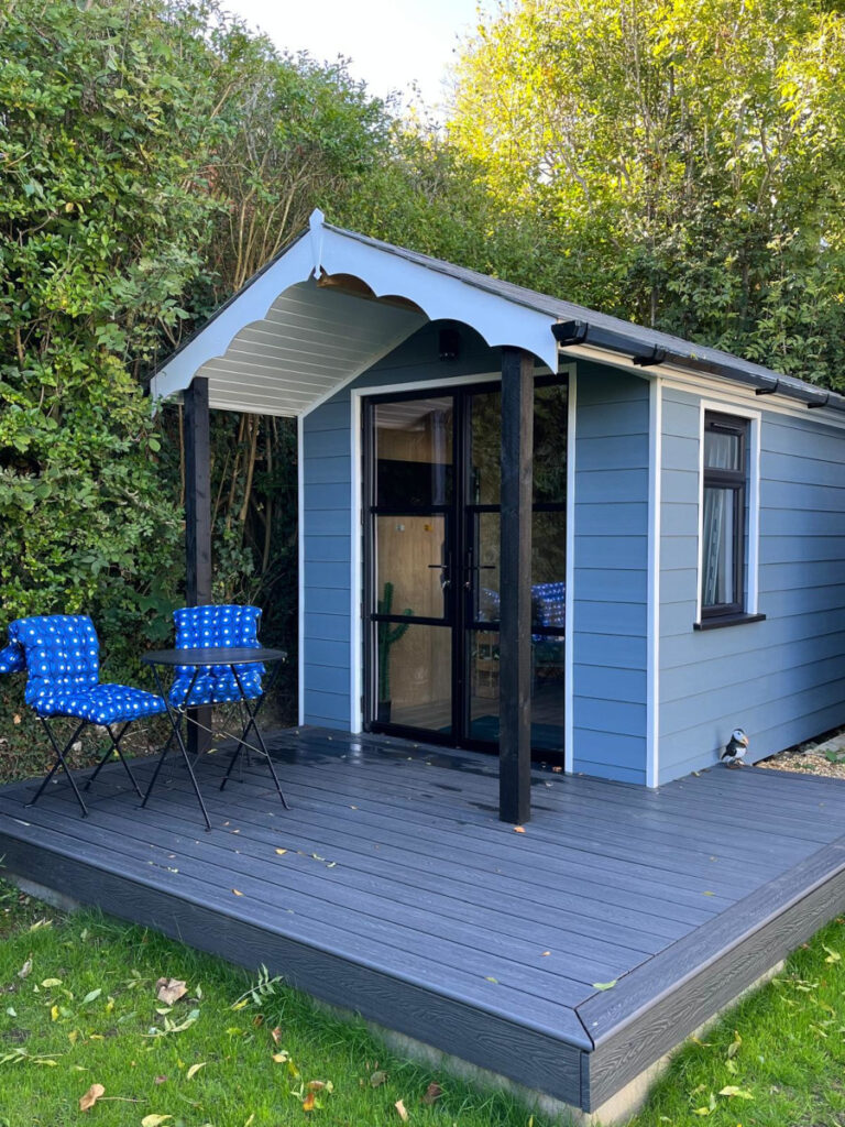 garden room with swimming pool
